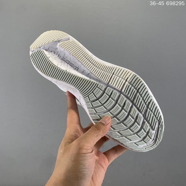 Nike ZOOM WINFLO 8 2023新款 男女款網面透氣緩震運動跑步鞋