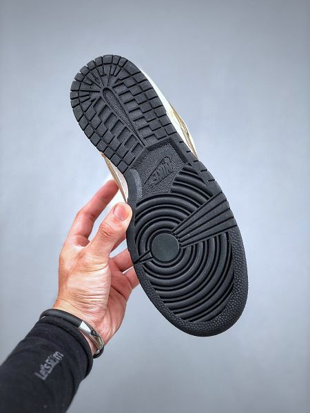 Otomo Katsuhiro x Nike SB Dunk Low 2023新款 大友克洋聯名男女款低幫板鞋
