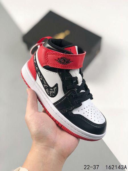 Air Jordan 1 Mid 1代 2023全新高幫潮流文化籃球板鞋童鞋