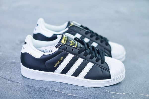 Adidas Superstar 2022新款 貝殼頭男女款經典百搭小白鞋