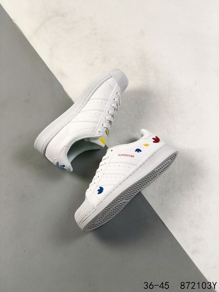 Adidas Superstar 2023新款 三葉草貝殼頭系列男女款運動板鞋