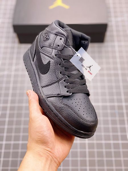 Air Jordan 1 Mid 2023新款 喬丹1代女款籃球鞋