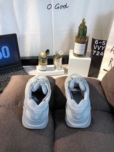 Adidas Yeezy Boost 700 V2 2021新款 侃爺椰子高彈巴斯夫大顆粒緩震爆米花男女款慢跑鞋