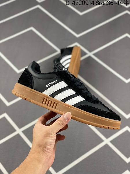 Adidas 三葉草COURTIC 2023全新男女款經典運動板鞋麵包鞋