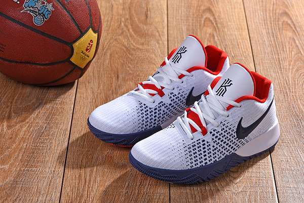 nike kyrie flytrap 2018新款 欧文4代简版男生篮球鞋