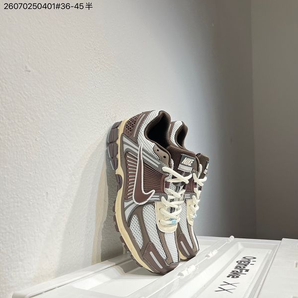 Nike Zoom Vomero 5 2023新款 男女款沙漠灰復古輕便休閒跑步鞋