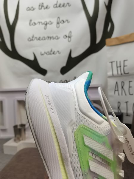 Adidas EQ21 RUN系列 2022新款 女款低幫輕量訓練透氣緩震運動鞋